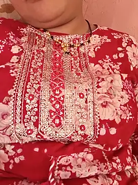Snapshot of Gujju_bhabhi69 chatting on April 9, 8:53 am Gujju bhabhi69 online show from April 9, 8:53 am