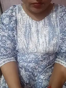 Snapshot of Gujju_bhabhi69 chatting on April 24, 12:51 pm Gujju bhabhi69 online show from April 24, 12:51 pm