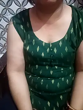Snapshot of Gujju_bhabhi69 chatting on April 25, 4:37 pm Gujju bhabhi69 online show from April 25, 4:37 pm