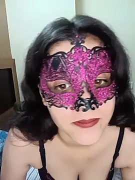 Snapshot of Hottymahi7 chatting on July 7, 10:41 am Hottymahi7 online show from July 7, 10:41 am