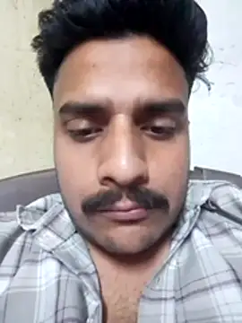 Snapshot of Decentlover67 chatting on April 16, 12:39 pm Decentlover67 online show from April 16, 12:39 pm