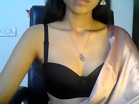 Hot Deepansi02 online show from July 10, 3:03 pm