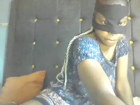 Snapshot of Drippinn_Sauce chatting on April 2, 8:23 am Drippinn Sauce online show from April 2, 8:23 am