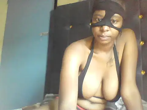 Snapshot of Drippinn_Sauce chatting on April 18, 8:18 am Drippinn Sauce online show from April 18, 8:18 am