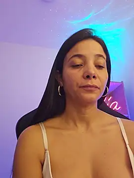 miaeyex online show from May 25, 12:33 pm