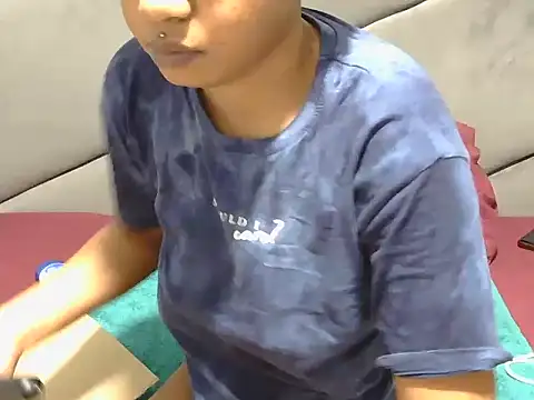 Melitaxx online show from April 10, 4:17 am