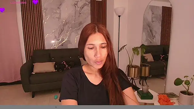 Snapshot of LucyBecker chatting on June 9, 5:46 pm LucyBecker online show from June 9, 5:46 pm