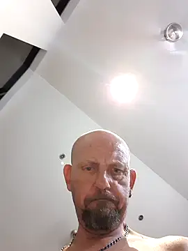 Snapshot of Donkenstein77 chatting on March 15, 1:39 pm Donkenstein77 online show from March 15, 1:39 pm