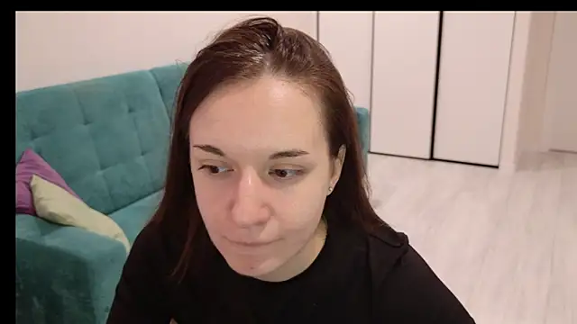 Snapshot of Ola_Queen chatting on June 21, 4:59 am Ola Queen online show from June 21, 4:59 am