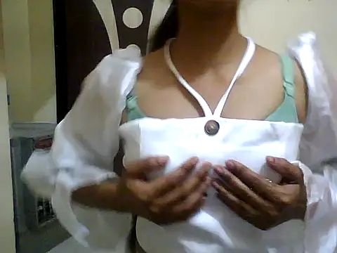 Snapshot of Sonam1186 chatting on April 28, 6:46 pm Sonam1186 online show from April 28, 6:46 pm