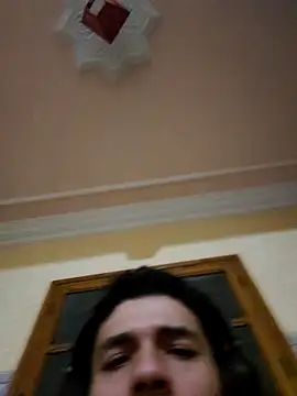 Snapshot of Thewildaliii0 chatting on March 15, 4:29 am Thewildaliii0 online show from March 15, 4:29 am