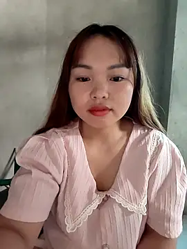 Snapshot of Mina_xYx chatting on May 7, 1:44 am Mina xYx online show from May 7, 1:44 am