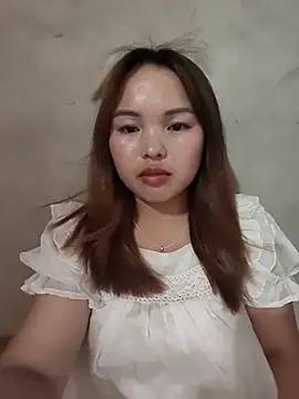 Snapshot of Mina_xYx chatting on June 7, 1:48 pm Mina xYx online show from June 7, 1:48 pm