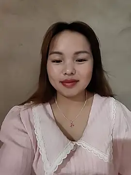 Snapshot of Mina_xYx chatting on June 19, 1:48 pm Mina xYx online show from June 19, 1:48 pm