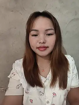 Snapshot of Mina_xYx chatting on June 21, 4:15 am Mina xYx online show from June 21, 4:15 am