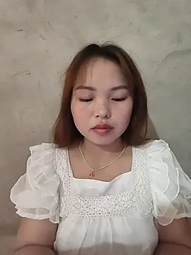 Snapshot of Mina_xYx chatting on June 24, 3:49 am Mina xYx online show from June 24, 3:49 am