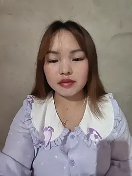 Snapshot of Mina_xYx chatting on June 26, 4:11 pm Mina xYx online show from June 26, 4:11 pm