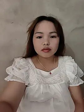 Snapshot of Mina_xYx chatting on July 18, 3:11 am Mina xYx online show from July 18, 3:11 am