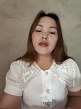 Snapshot of Mina_xYx chatting on July 19, 3:38 pm Mina xYx online show from July 19, 3:38 pm