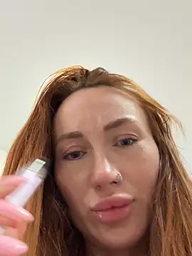 SerenaWest  online show from April 12, 4:06 am