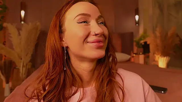 SerenaWest  online show from April 29, 7:20 pm