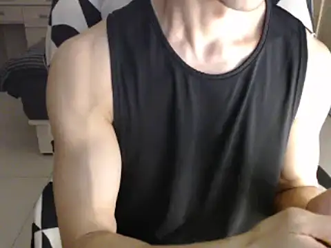 Kent6828 online show from May 1, 3:16 pm