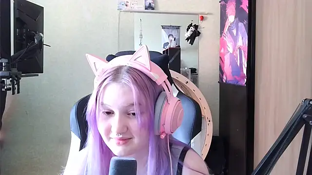 Snapshot of AlleneLambertus chatting on March 29, 7:08 am AlleneLambertus online show from March 29, 7:08 am