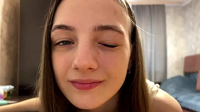 TatumLage online show from March 29, 6:02 am