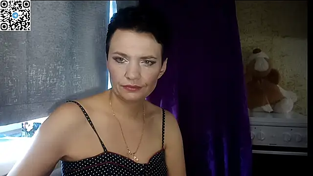 Snapshot of HotMamaQueen234 chatting on June 30, 11:22 am HotMamaQueen234 online show from June 30, 11:22 am