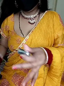 Snapshot of Miss_roohi chatting on May 14, 5:58 am Miss roohi online show from May 14, 5:58 am