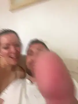 Snapshot of fucklyweds chatting on July 4, 11:00 pm fucklyweds online show from July 4, 11:00 pm