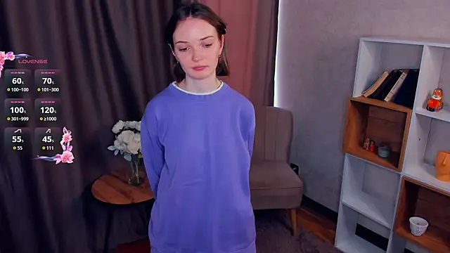 JulieChesnut online show from March 17, 7:12 am