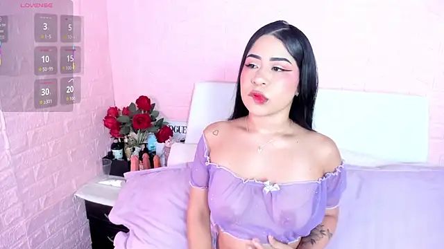 Snapshot of Celeste_Rox chatting on May 31, 10:22 am Celeste Rox online show from May 31, 10:22 am