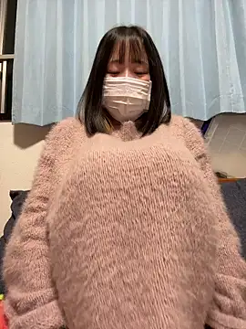 Mika-chan online show from March 29, 2:28 pm