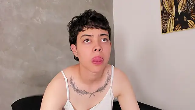 Cris Sasha online show from March 18, 2:20 pm