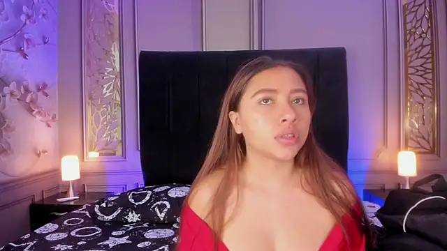 Snapshot of dulce_girls chatting on May 5, 11:29 am dulce girls online show from May 5, 11:29 am
