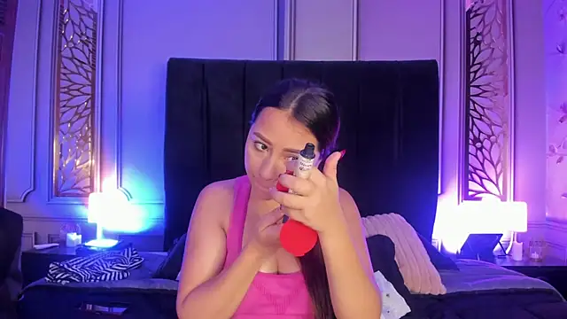 Snapshot of dulce_girls chatting on July 17, 11:50 am dulce girls online show from July 17, 11:50 am
