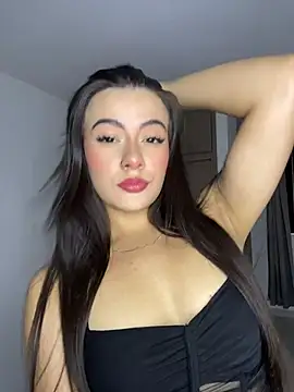 DahliaRouse online show from August 8, 1:30 am