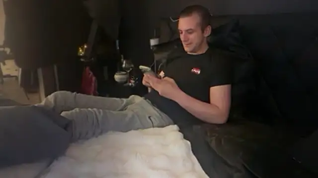 Snapshot of JXXTARA chatting on March 28, 2:44 am JXXTARA online show from March 28, 2:44 am