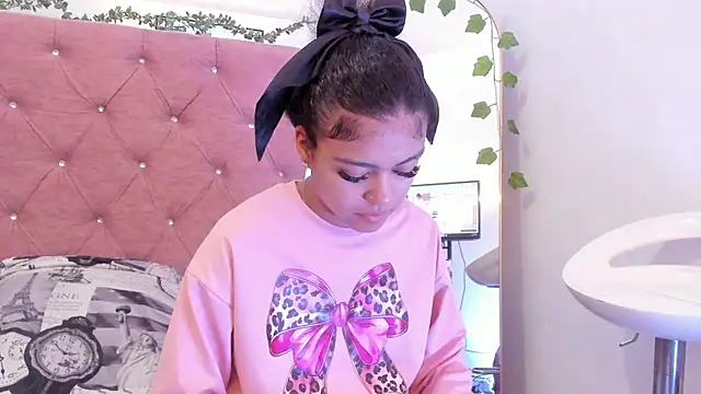 Alaia2 online show from April 23, 12:29 pm