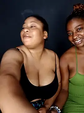 SexypuppyXX online show from April 29, 8:26 pm