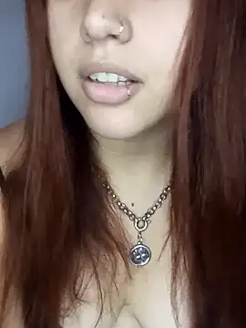 Maguichavarria21 online show from March 17, 1:21 am