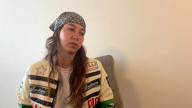Julieta Jol online show from May 26, 1:40 pm