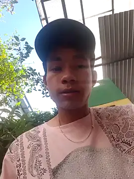 Crespusculo12 online show from April 6, 6:42 pm