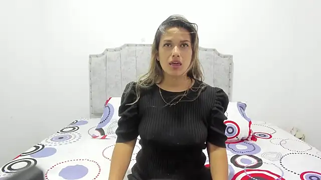 camila borbon  online show from June 25, 1:04 pm