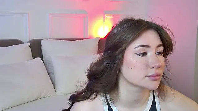 Snapshot of MeganStrane chatting on May 14, 6:09 am MeganStrane online show from May 14, 6:09 am