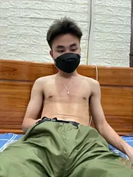 Hoanganhdayroii online show from April 9, 3:17 pm