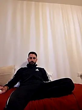 Snapshot of AmicisegretiITA chatting on March 23, 6:28 am AmicisegretiITA online show from March 23, 6:28 am