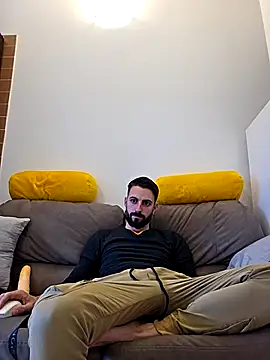 Snapshot of AmicisegretiITA chatting on March 24, 3:39 pm AmicisegretiITA online show from March 24, 3:39 pm