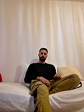 Snapshot of AmicisegretiITA chatting on March 27, 5:45 pm AmicisegretiITA online show from March 27, 5:45 pm